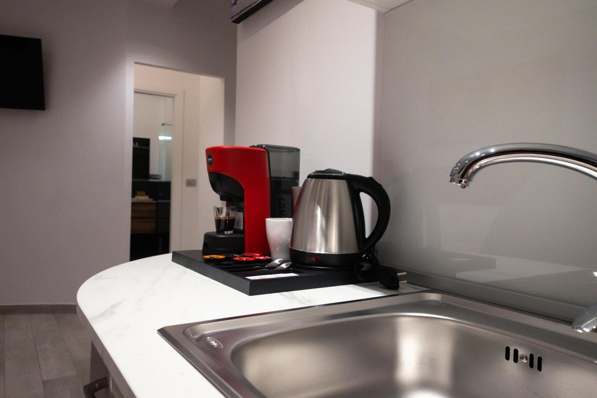 Marvi Home Apartment โมดูโญ ภายนอก รูปภาพ