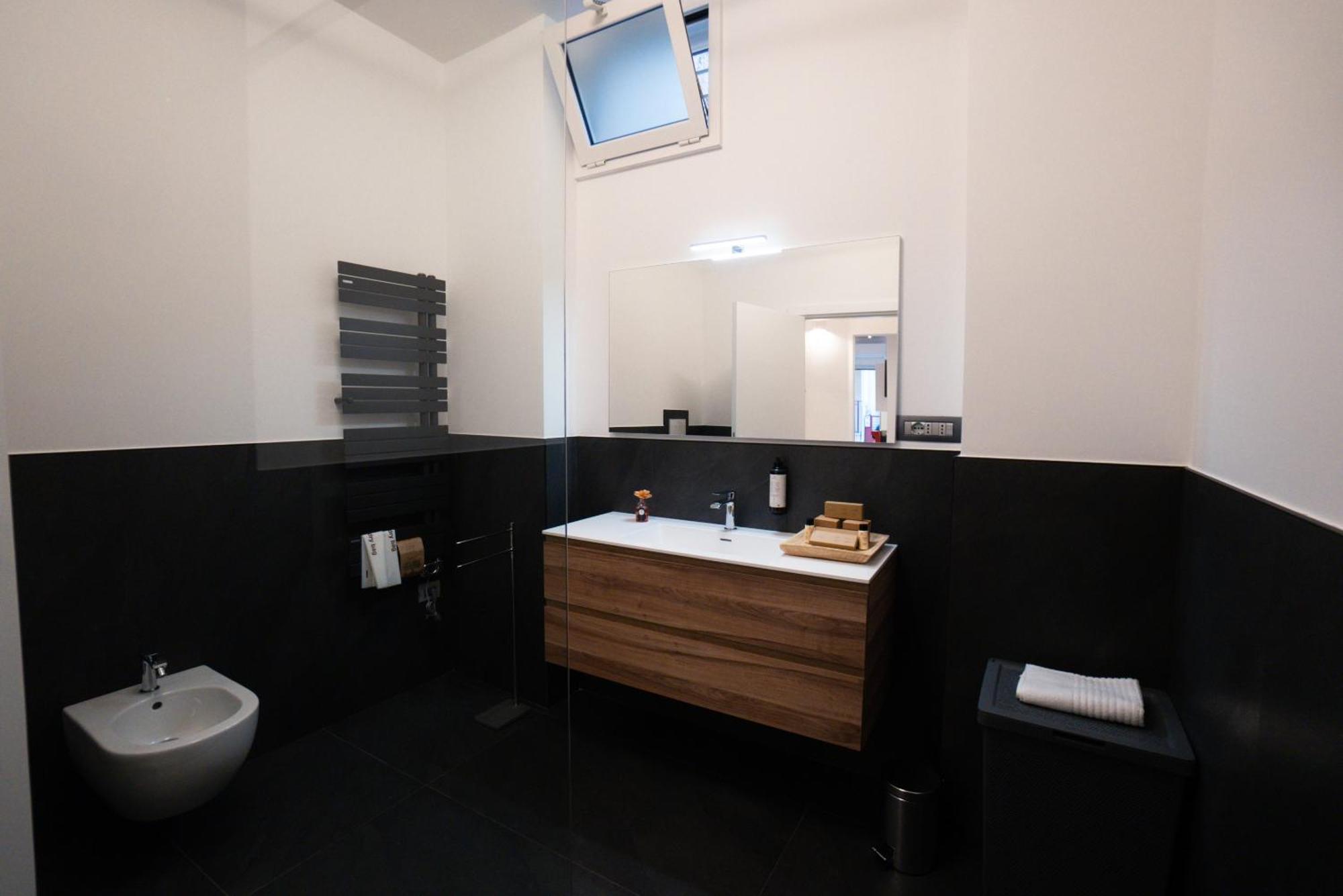 Marvi Home Apartment โมดูโญ ภายนอก รูปภาพ